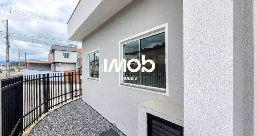 Geminado com 1 suíte + 2 quartos no bairro jaraguá 99