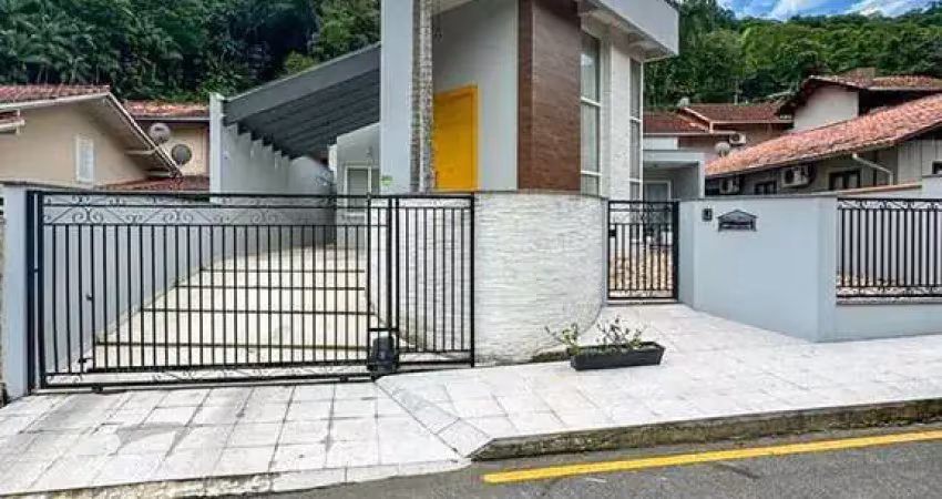 Casa com 3 quartos à venda no Czerniewicz, Jaraguá do Sul 