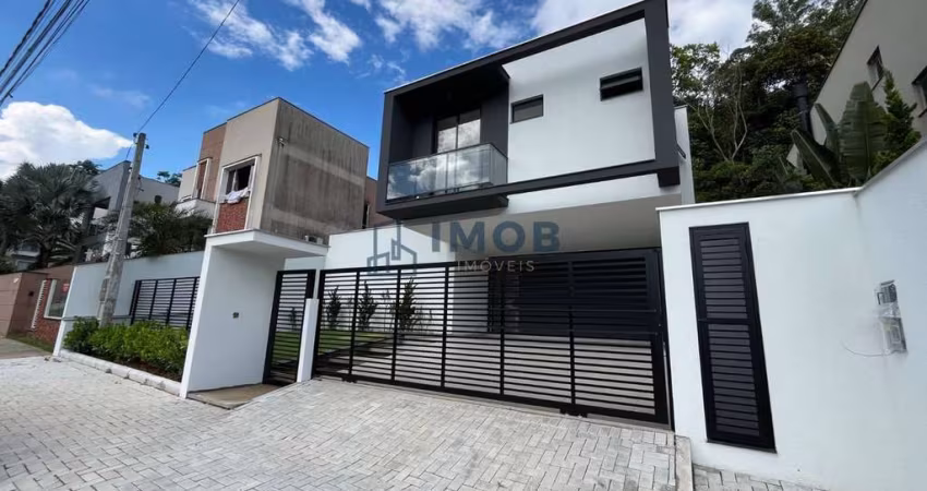 Casa Alto Padrão com 4 Suítes, Amizade - Jaraguá do Sul