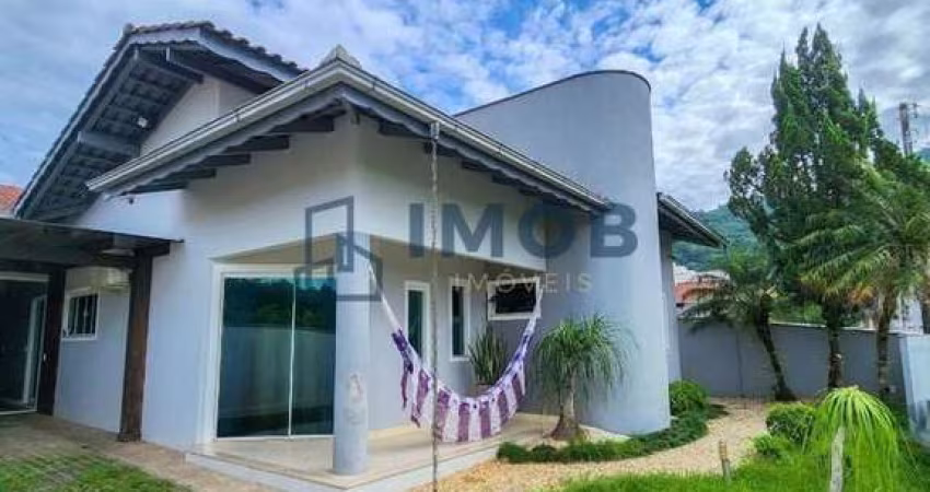 Casa com 1 suíte com closet + 2 quartos, Amizade - Guaramirim