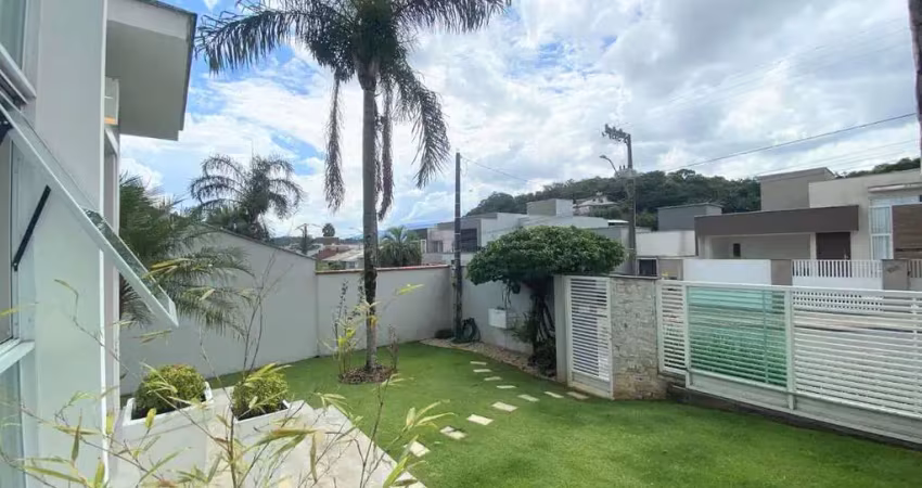 Casa com 6 quartos à venda no Amizade, Jaraguá do Sul 