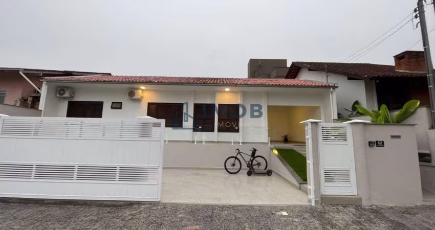 Casa com 1 suíte + 2 quartos, Centro - Jaraguá do Sul