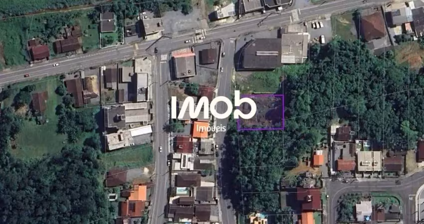 Terreno com 950 m² de área total no bairro chico de paulo