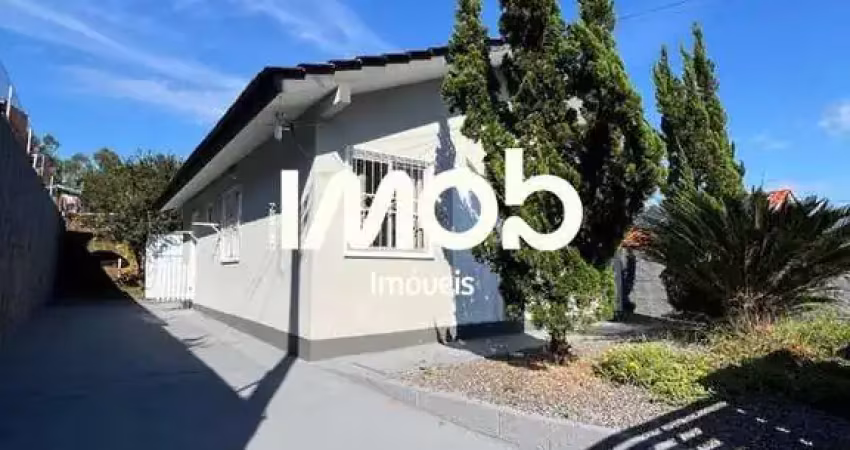 CASA COM 2 QUARTOS NO BAIRRO AMIZADE