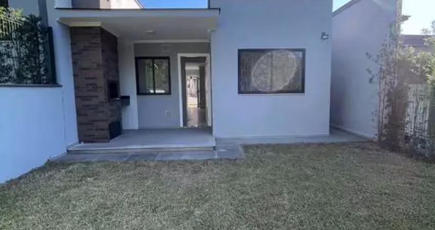 Geminado com 1 suíte + 2 quartos no bairro três rios do norte