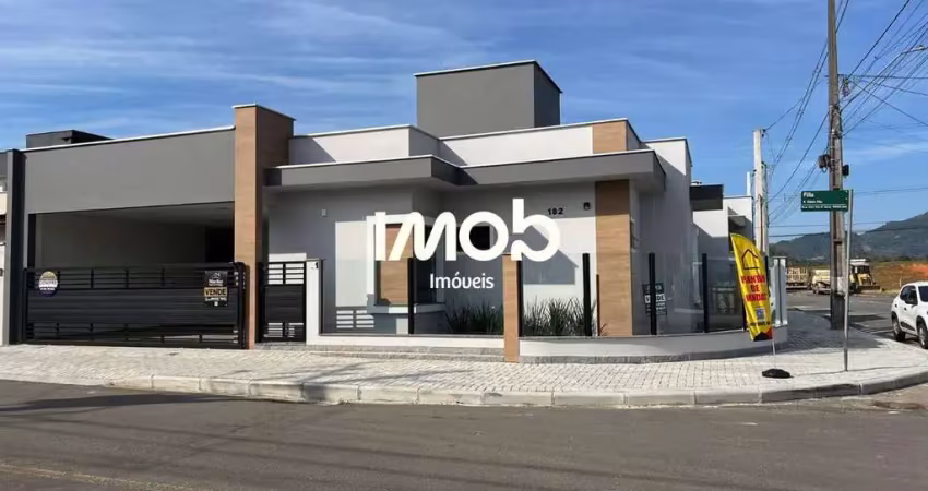 Geminado de esquina com 1 suíte + 2 quartos, três rios do norte