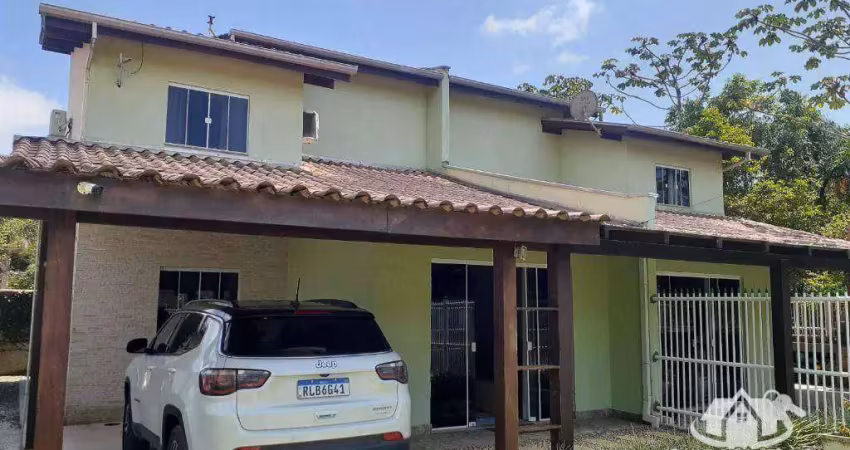 Sobrado com 2 dormitórios à venda, 200 m² por R$ 1.099.000,00 - Quinta dos Açorianos - Barra Velha/SC