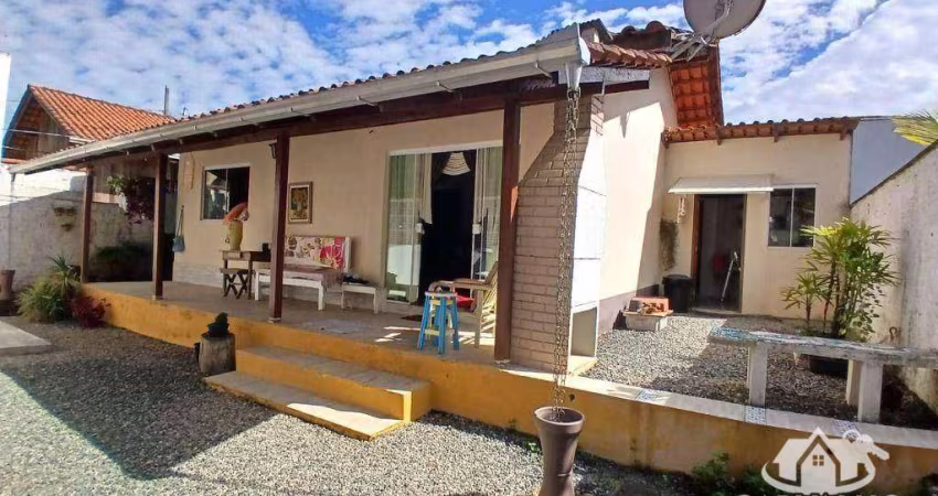 Casa com 2 dormitórios à venda, 130 m² por R$ 455.000 - Itajuba - Barra Velha/SC