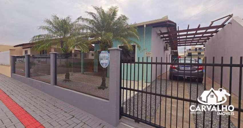 Casa com 2 dormitórios com piscina para alugar, 135 m² por R$ 3.707/mês incluso IPTU, taxa de lixo e garantia locatícia - Itajubá - Barra Velha/SC