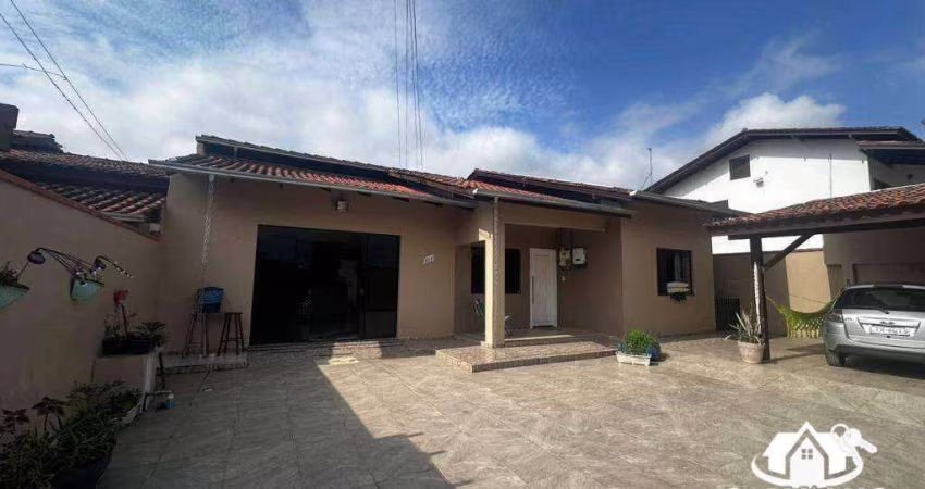 Casa com 2 dormitórios para alugar, 160 m² por R$ 5.113/mês incluso IPTU, taxa de lixo e garantia locatícia - Centro - Penha/SC