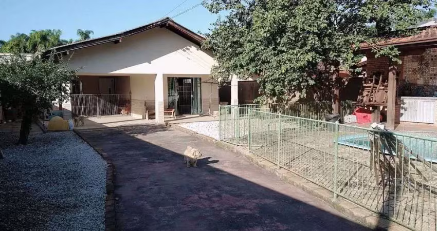 Casa com 2 dormitórios à venda, 175 m² por r$ 750.000,00 - centro - balneário piçarras/sc