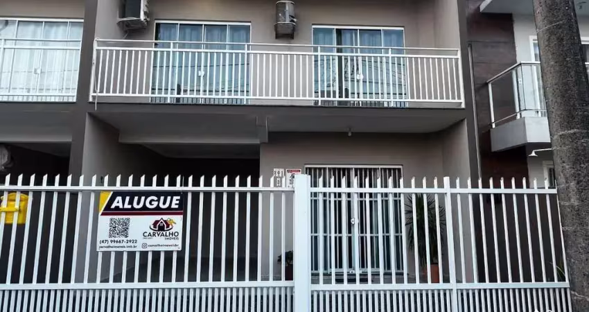 Sobrado semi-mobiliado com 3 dormitórios – locação anual no bairro itajuba, barra velha