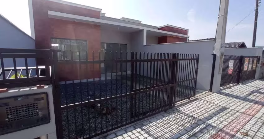 Casa geminada com 3 dormitórios e suíte para locação anual em itajuba barra velha