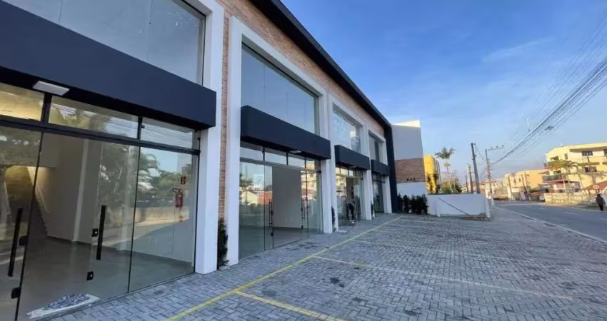 Sala comercial para locação anual com 157m² na avenida cirino cabral no bairro itajuba em barra velha