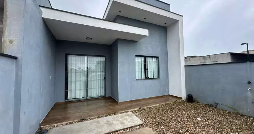 Casa mobiliada com 2 dormitórios e área de festas no bairro itajuba em barra velha