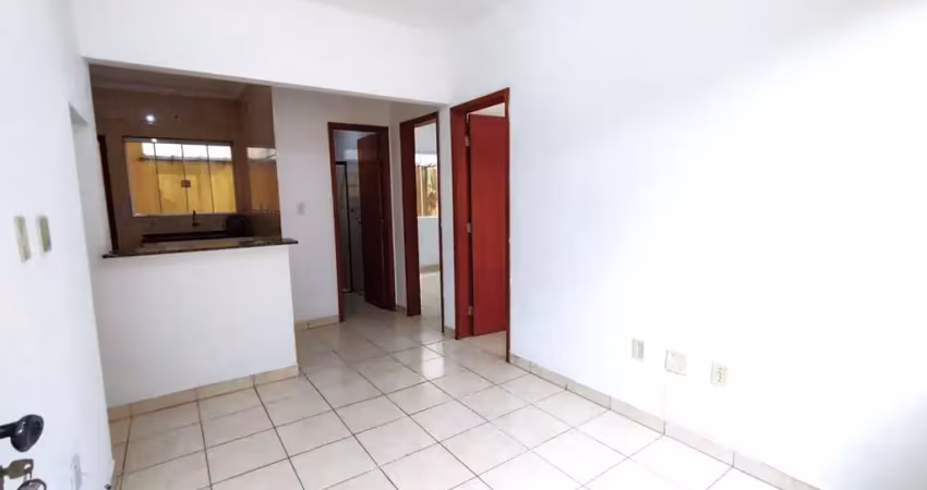 Casa com 2 quartos para alugar na Franklin Alves de Moura, 649, Vila Antártica, Praia Grande