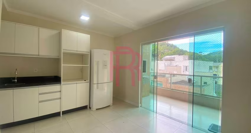 Apartamento, 02 dormitórios para locação anual em Balneário Camboriú