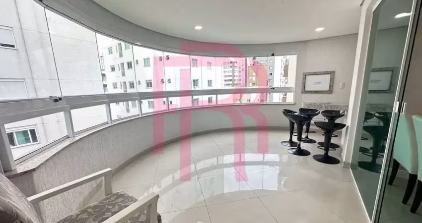 Apartamento, 03 dormitórios à venda no centro de balneário camboriú