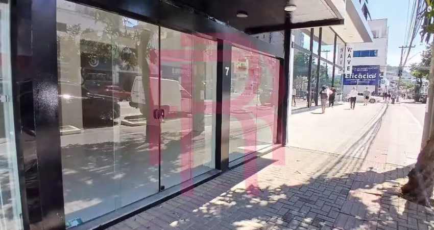 Sala comercial na 3ª avenida no centro de balneário camboriú.