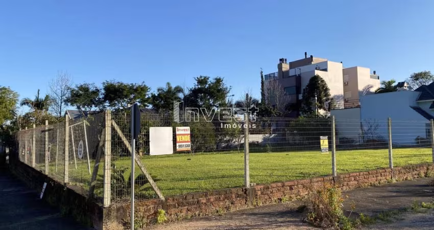 Terreno de esquina medindo 15x35, plano, muito bem localizado, posição norte/les