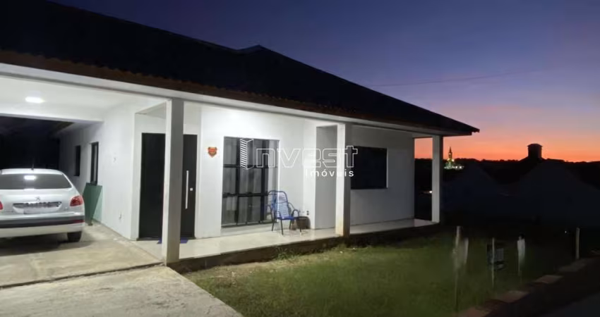 CASA SEMINOVA 131M2 COM 03 DORMITÓRIOS 1 SUITE LINHA SANTA CRUZ EM SANTA CRUZ DO