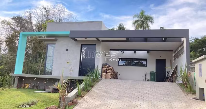 Casa com 3 dormitórios no condomínio belle ville no bairro country em santa cruz