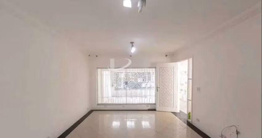 Sobrado à venda, com 350m², sendo 3 suítes e 2 vagas de garagem. anália franco. sp.