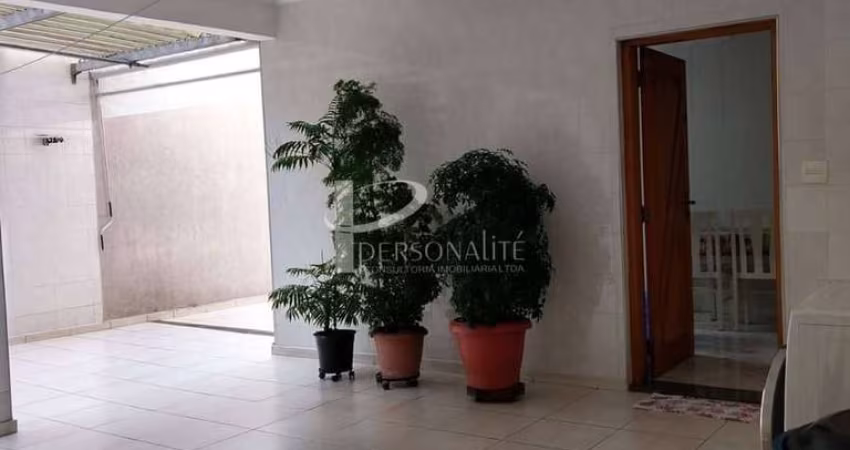 Sobrado à venda, Vila Ré, SP - Mobiliado, 185M2, 3 dormitórios sendo 3 suítes, 3 banheiros, 1 lavabo