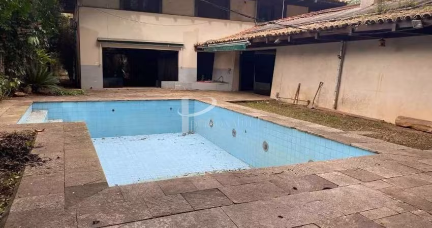 Sobrado Comercial, 550 m2, 5 suítes, piscina, 6 vagas, para venda, Pinheiros.