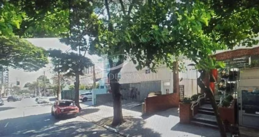Prédio Comercial 648 m2 3 Pisos 6 Banheiros c/ Subsolo 12 Vagas para Alugar Tatuapé