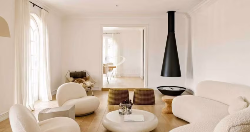 Apartamento, 365 m2, 3 suítes, 4 vagas, à venda, Jardim Paulista.