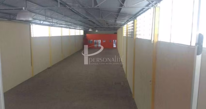 Galpão 700 m2 Pé direito 7M 6 salas, Refeitório, Vestiário para Locação