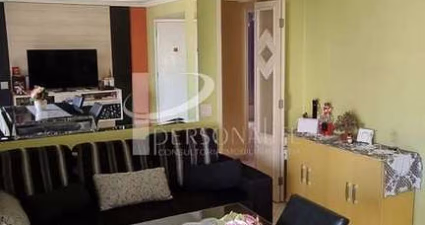 Apartamento com 3 Quartos, 3 Banheiros e 02 Vagas de Garagem à Venda, 97m², por R$ 950.000,00. Rua Serra de Bragança, Tatuapé - SP.