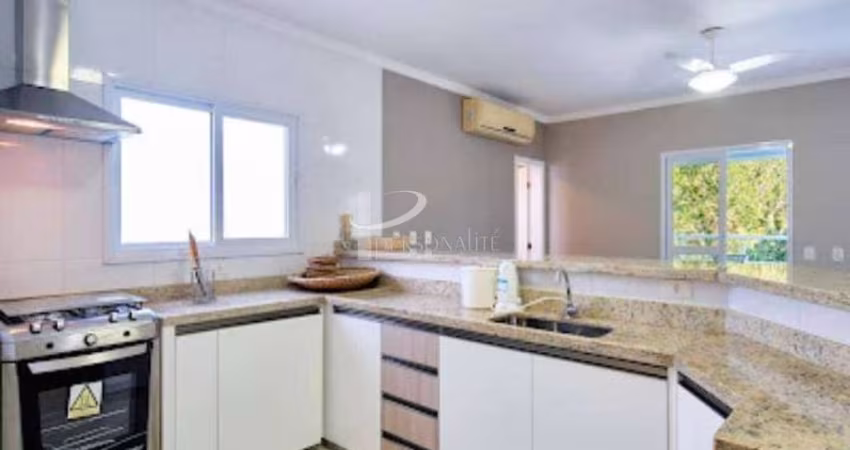 Cobertura Duplex a Venda, Praia Grande , Ubatuba, com 178m2 3 suites,3 vagas, finamente mobiliada