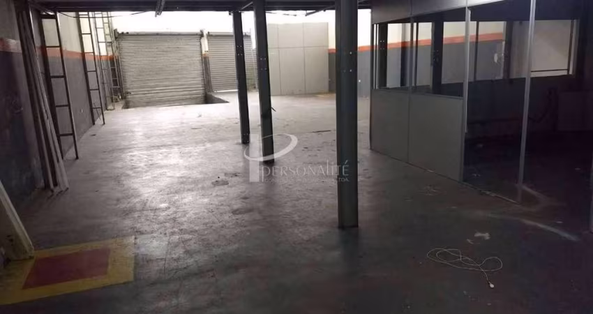 Ótimo Galpão para locação,300m², Pé direito 7 m, 6 Salas, 4 Banheiros ,Próximo ao Shopping Anália Fr