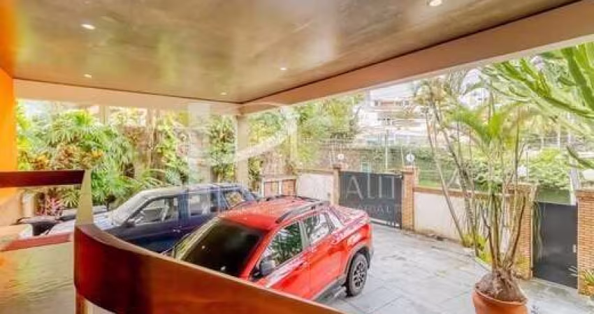 MADT 547 Casa 601361016-130