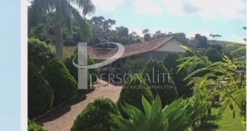 SITIO EM TEIXEIRAS MG