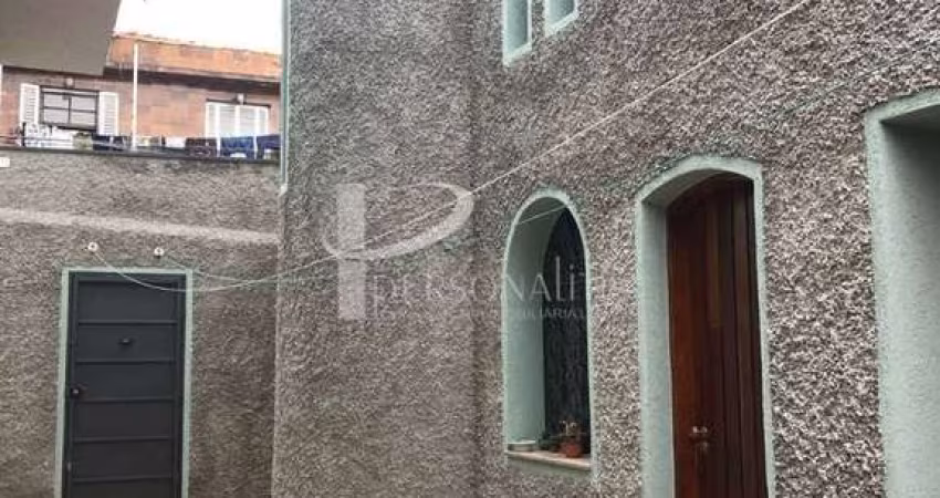 Sobrado190M- a Venda na Vila Formosa-3 quartos-1 suíte-4 salas-com edícula nos fundos.