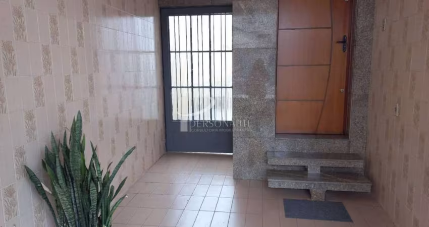 Casa térrea, 190 m2, 3 quartos sendo 1 suíte, 1 vaga, para locação residencial ou comercial, Vila Regente Feijó.