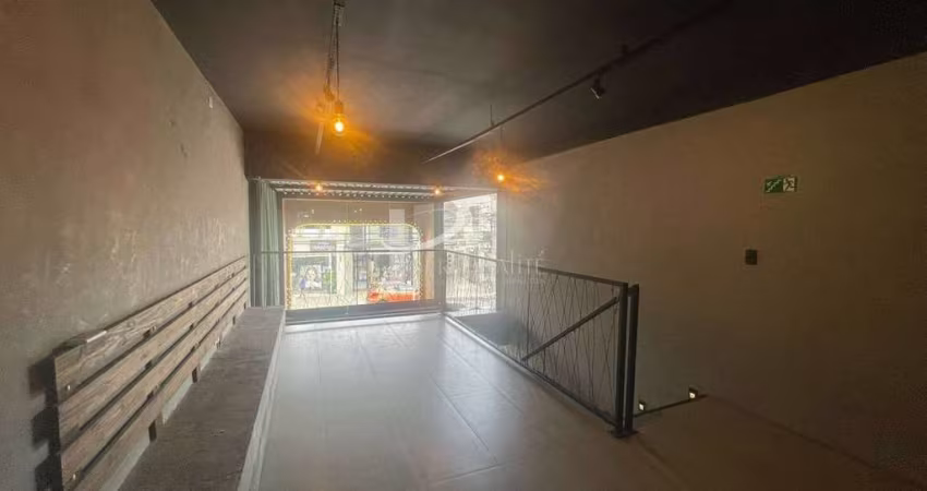 Salão Comercial, 210 m2, 2 pavimentos, para locação, Tatuapé.
