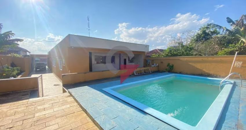Casa com 4 quartos à venda na Vila São José, Taubaté 
