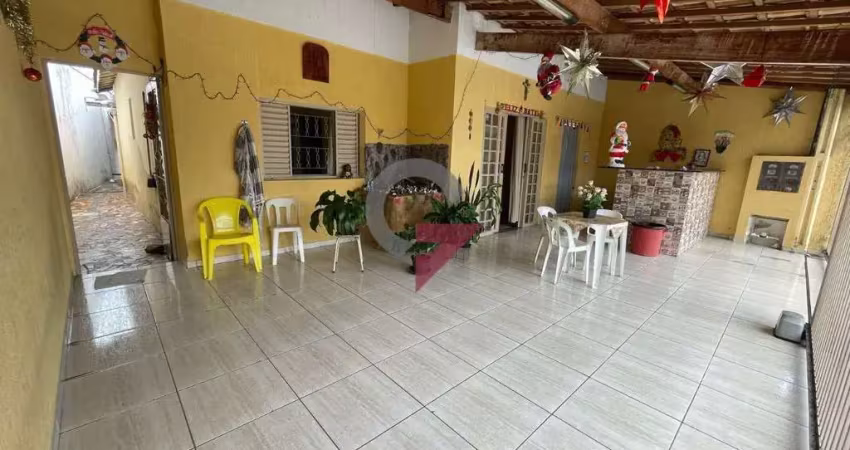 Casa com 4 quartos à venda na Vila Marly, Taubaté 