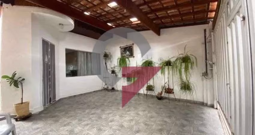 Casa com 3 quartos à venda no Jardim Continental, Taubaté 