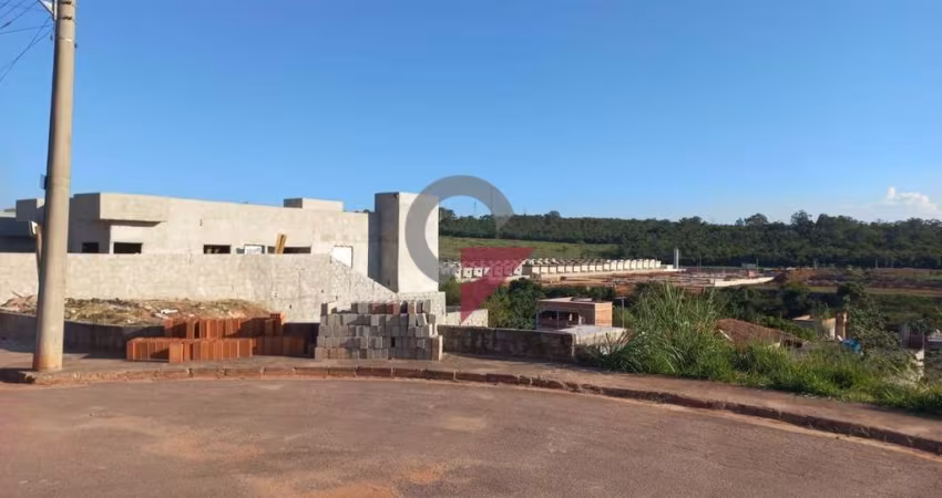 Terreno à venda no Residencial Estoril, Taubaté 