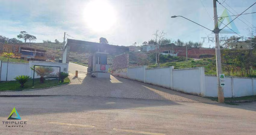Terreno com excelente topografia e localização privilegiada em condomínio de alto padrão no Salvaterra, próximo à av. Deusdedith Salgado.