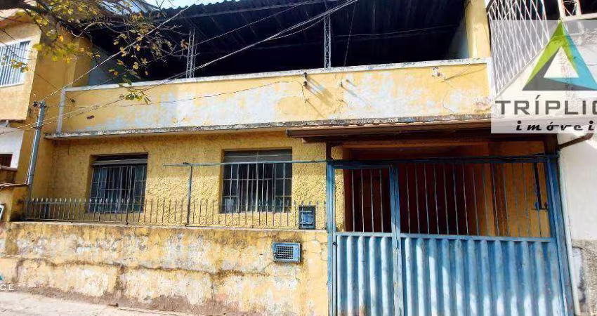 Casa/Terreno na avenida principal do bairro Santa Luzia. Excelente ponto comercial e para construção de prédio. Oportunidade!