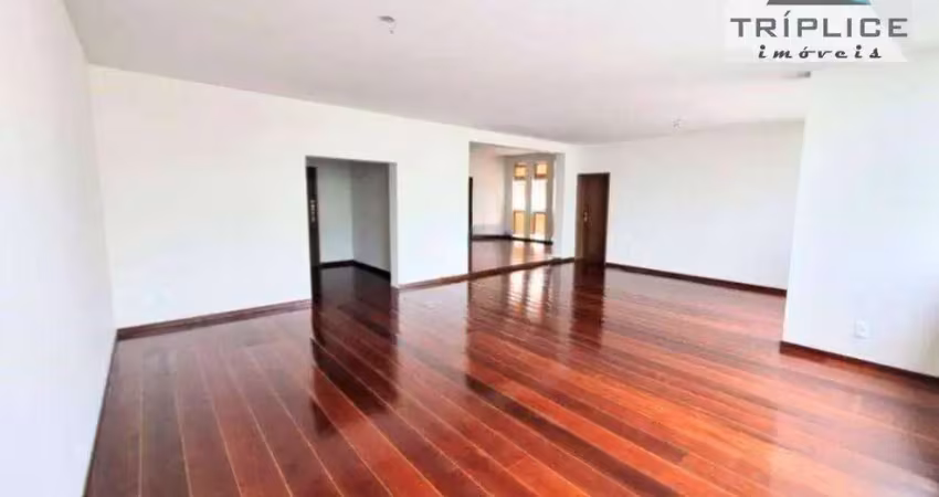 Apartamento 4 quartos com suíte, salão 3 ambientes, 4 banheiros, dce, 2 vagas. 1 por andar. localização privilegiada no centro. oportunidade!