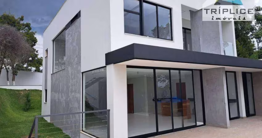Casa 4 quartos sendo 3 suítes, sala ampla integrada com espaço de lazer com spa, linda vista. condomínio tranquilo e cercado por ampla área verde.