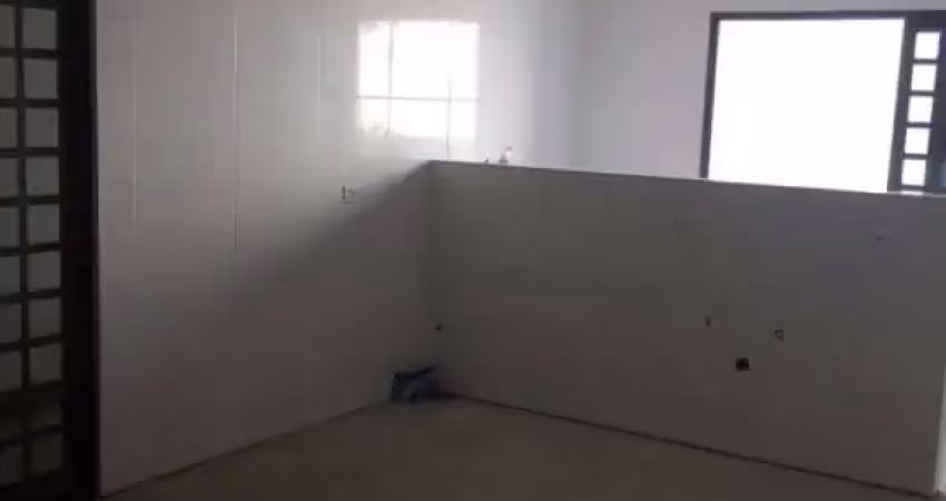 Casa com 3 quartos para alugar no Parque João Ramalho, Santo André 