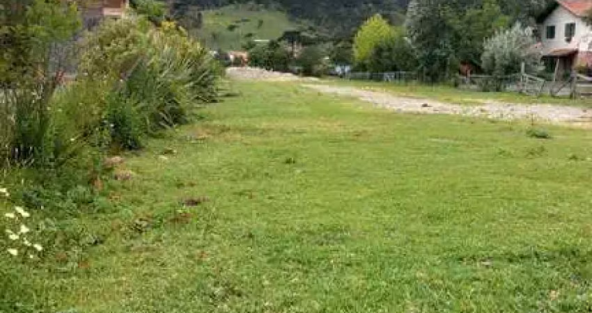 Terreno à venda na av. Antônio Francisco Guizonni, 1, Centro, Urubici